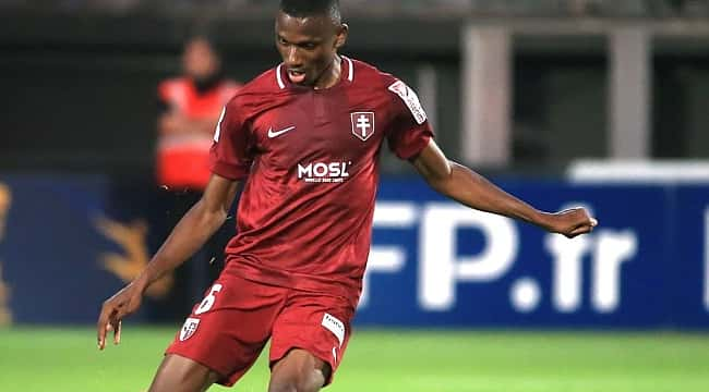 Galatasaray'a Fransa'dan stoper