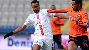 Göztepe Charles için devrede