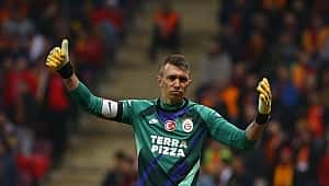 Muslera yerine 4 yeni aday!