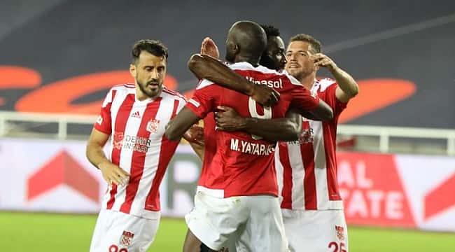 Sivasspor'un iç saha krallığı, 3 puan