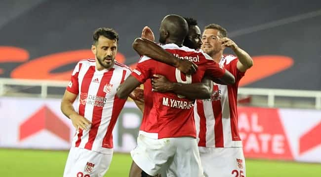 Sivasspor'un iç saha krallığı, 3 puan