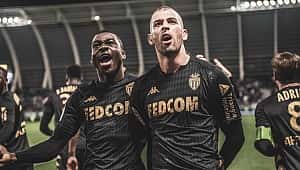 Tarihi karar! 14 oyuncu gönderildi