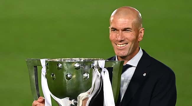 Bir futbol figüründen daha fazlası: Zidane