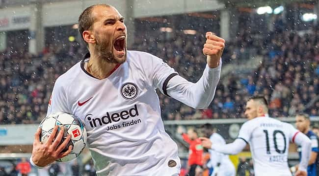 Fenerbahçe'den santrfora Bas Dost hamlesi!