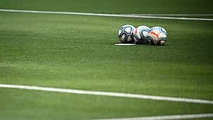 Futbol dünyası 'küme düşme' için ikiye bölündü