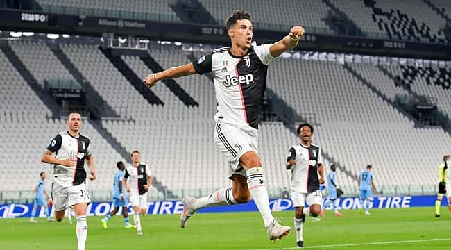 Ronaldo yine tarih yazdı! Juventus çok yakın...