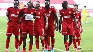 Sivasspor'un kabusu 3 maça çıktı! Fark açıldı