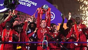 Ve Liverpool şampiyonluk kupasına kavuştu