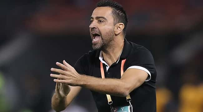 Barcelona'yı kurtaracak kişi belli: Xavi Hernandez!