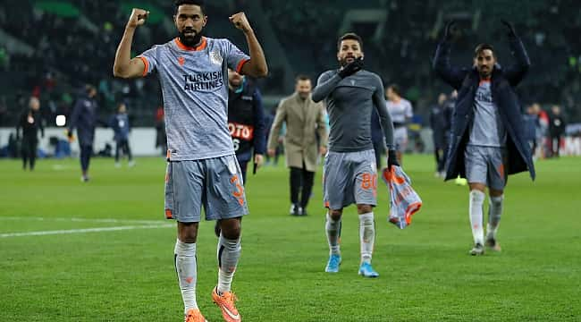 Başakşehir'de ayrılık açıklandı!