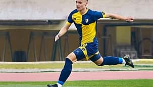 Fenerbahçe bir transfer daha duyurdu! 5 yıllık...