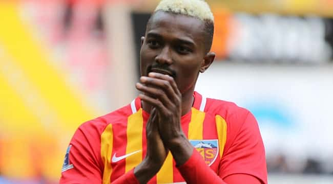 Galatasaray'ın Bernard Mensah teklifi!