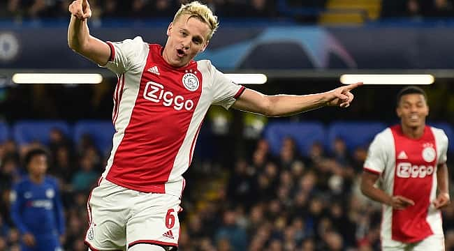 MANU'ya 'Yeni Hollandalı'! Ajax'tan...