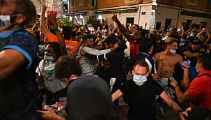 Marsilya sokaklarında Bayern kutlaması