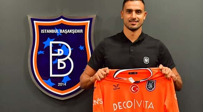 Başakşehir, Nacer Chadli'yi transfer etti