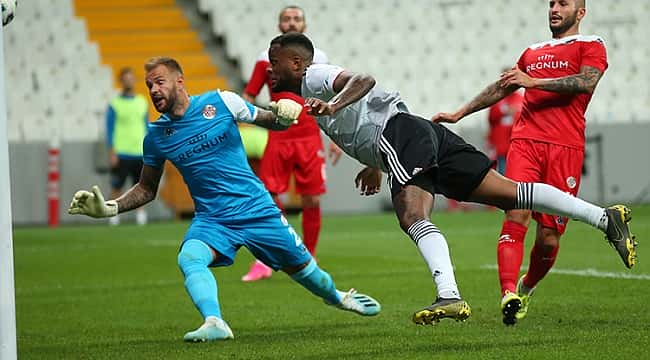 Beşiktaş - Rio Ave muhtemel 11'ler