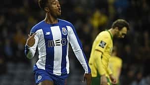 Fenerbahçe'nin forvetteki önceliği