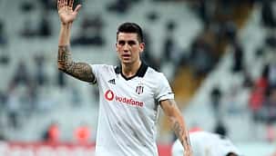 İki oyuncudan Beşiktaş'a rest