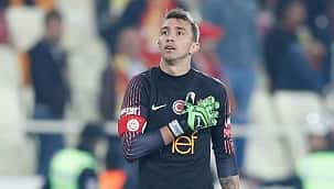 Muslera'nın lisansı çıkarıldı