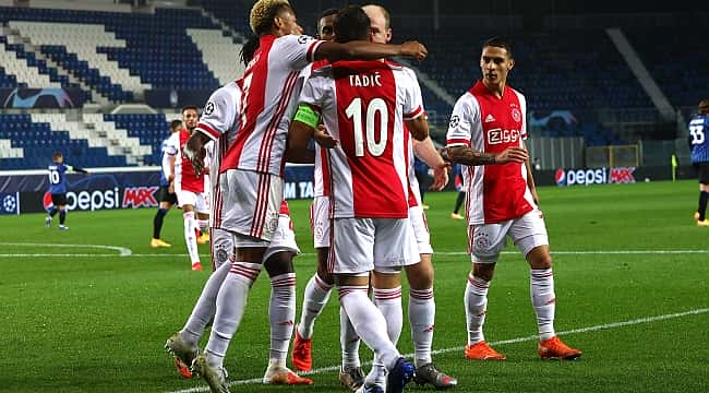 Ajax'ta tam 11 koronavirüs 