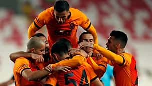 G.Saray geri dönüşe izin vermedi! 3 gol...