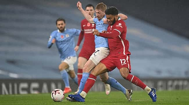 Manchester City fırsatı kaçırdı!