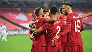 Milliler pes etmedi, 3 golle geri döndü