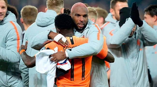 Ryan Babel'in testi pozitif