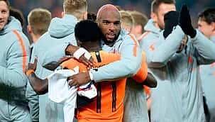 Ryan Babel'in testi pozitif