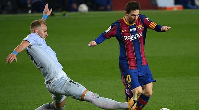 Camp Nou'da 4 gollü düello! Lider ile fark açıldı
