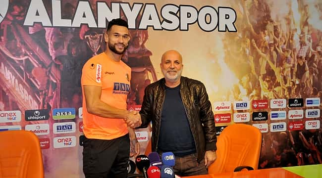 Galatasaray'a Süper Lig'den stoper