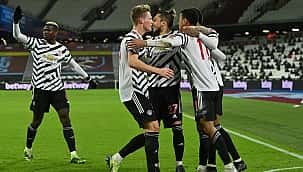 Manchester United tam 3 dakikada fişi çekti! 4 gol...