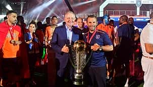 Başakşehir'de Okan Buruk dönemi bitti