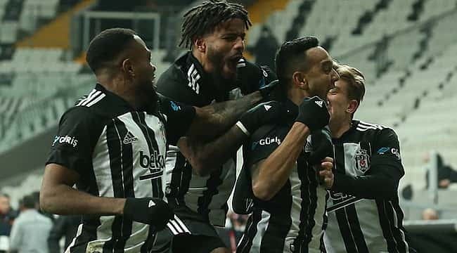 Beşiktaş derbide 2 golle güldü