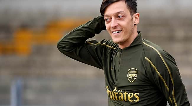 Mesut Özil'in F.Bahçe'deki ilk maçı hangisi olacak?