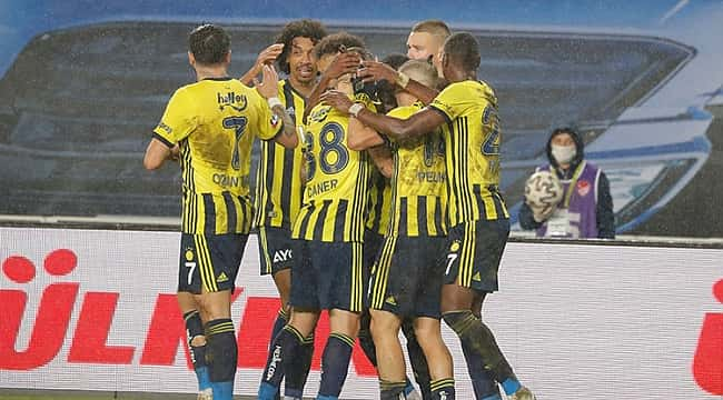 Fenerbahçe 3 puanı tek golle aldı! Zirve...