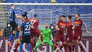 İtalya'da çılgın maç! 4 gol var, zirve karıştı