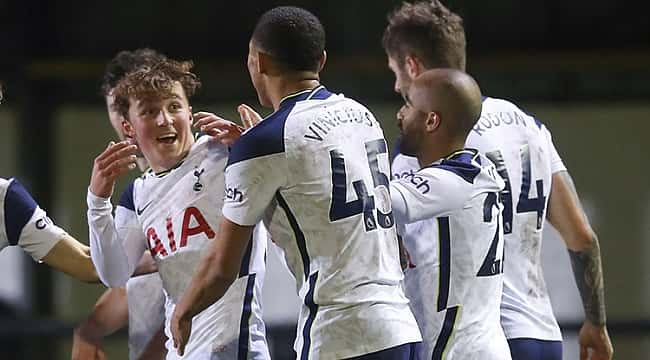 Tottenham, 8. lig ekibine hiç acımadı! 5 gol...