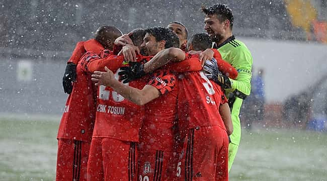 Beşiktaş - Denizlispor muhtemel 11'ler