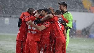 Beşiktaş - Denizlispor muhtemel 11'ler