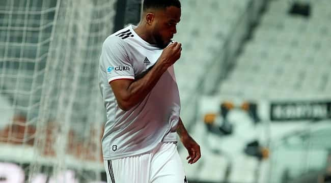 Larin attıkça Beşiktaş kazanıyor