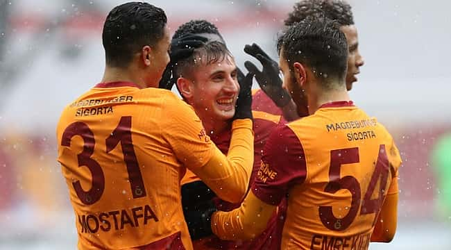 Galatasaray, Mostafa ile güldü!