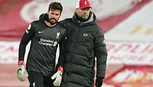 Klopp'tan Alisson'a: 'Tribünlerimiz var, oraya vur''