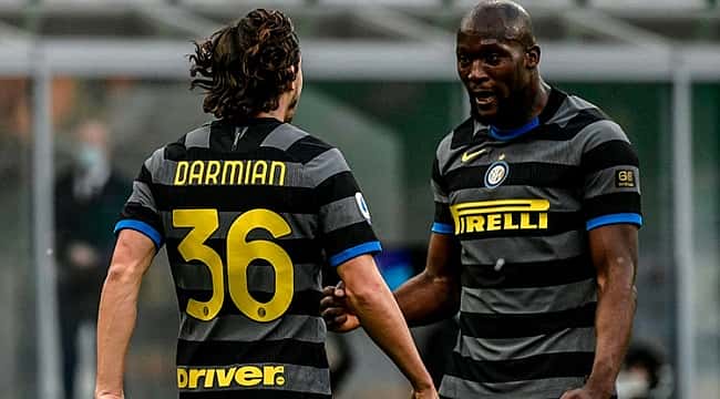 Lider Inter, Genoa engelini rahat geçti!