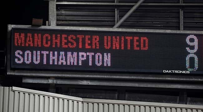 Manchester United'dan tam 9 gol!