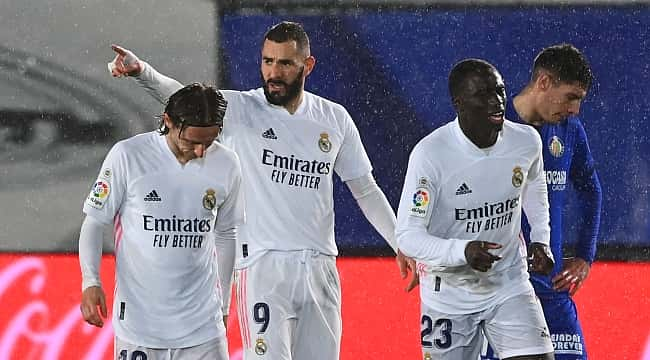 Real Madrid iki golle kazandı