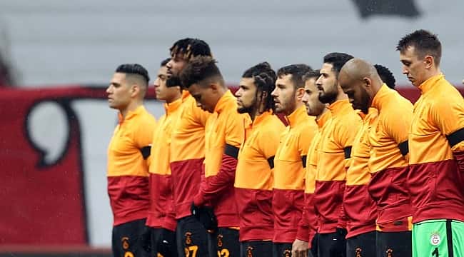 Galatasaray'da savunma krizi!