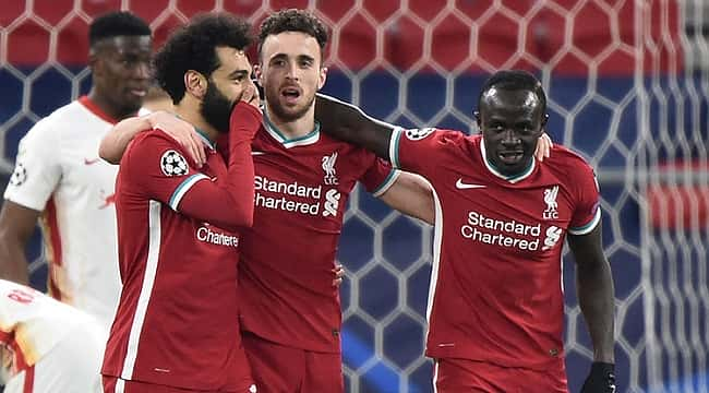 Liverpool güle oynaya turladı