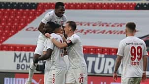 Süper Lig'de 8 gollü çılgın maç! 