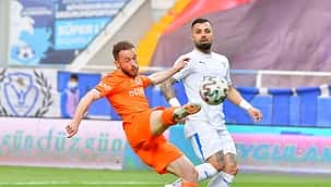 Başakşehir 10 kişiyle geri döndü!